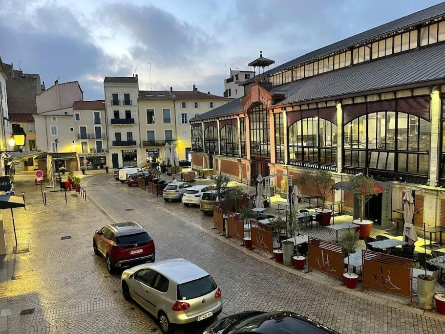 Vue Sur La Place Des Halles, Art Apparts Béziers Exterior foto